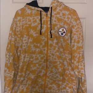 Steelers zip up